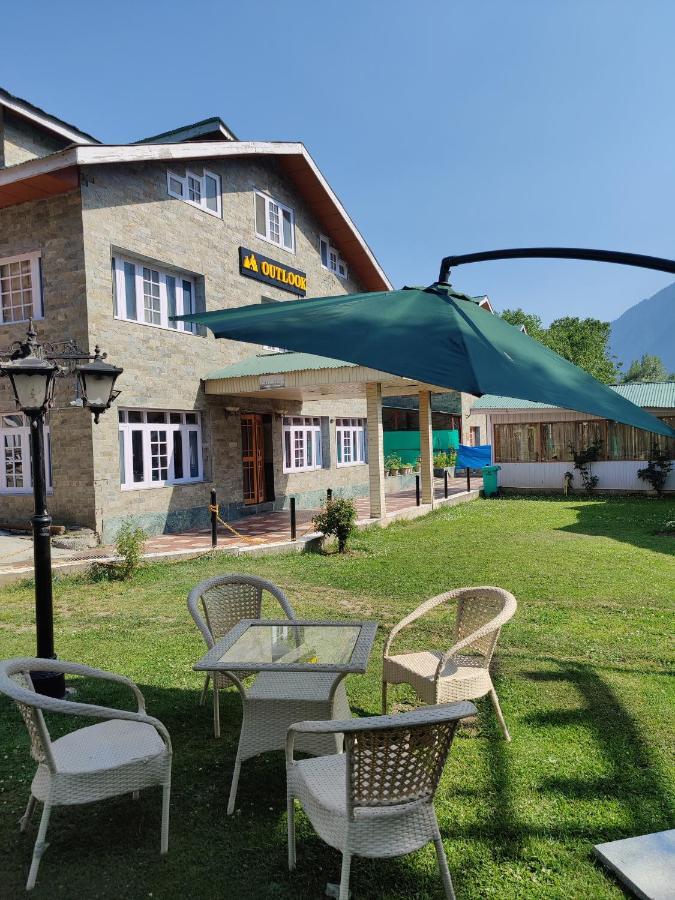 Hotel Outlook Pahalgām Eksteriør bilde
